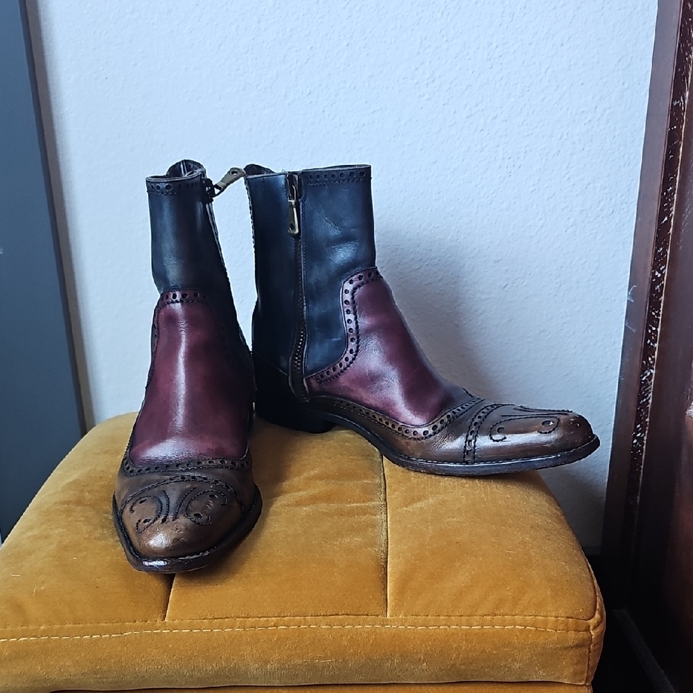 ●●VINTAGE DOLCE & GABBANA POINTY BOOTS SIZE EU 39 US 9-9.5●●